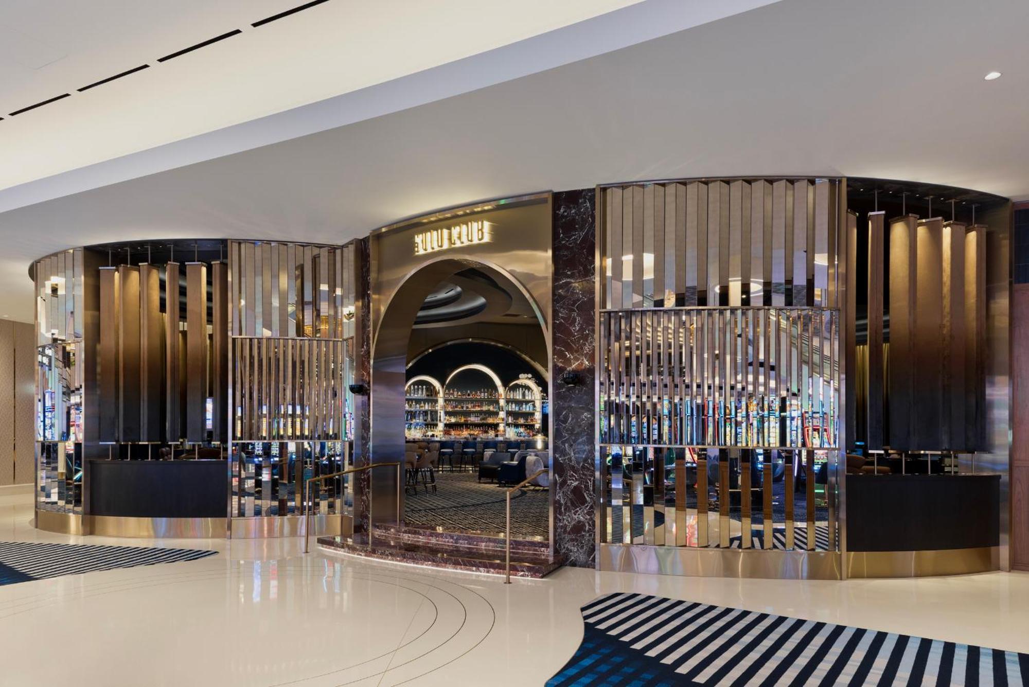 Fontainebleau Las Vegas Esterno foto The entrance to the store in the Wynn Las Vegas